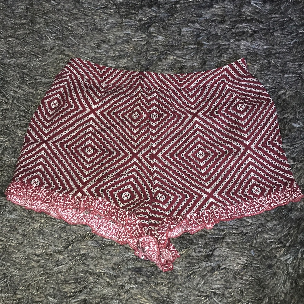 Pattern flowy shorts
